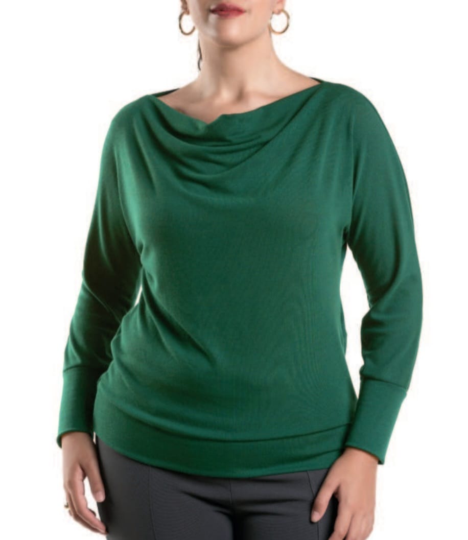 maglia curvy scollo a collana
